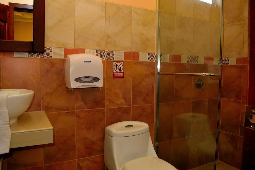 Hostal Duncan Puerto Ayora  Bagian luar foto