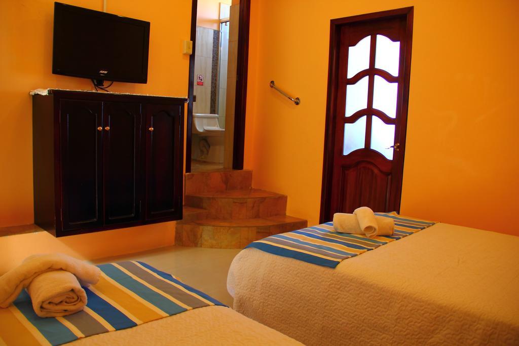 Hostal Duncan Puerto Ayora  Bagian luar foto