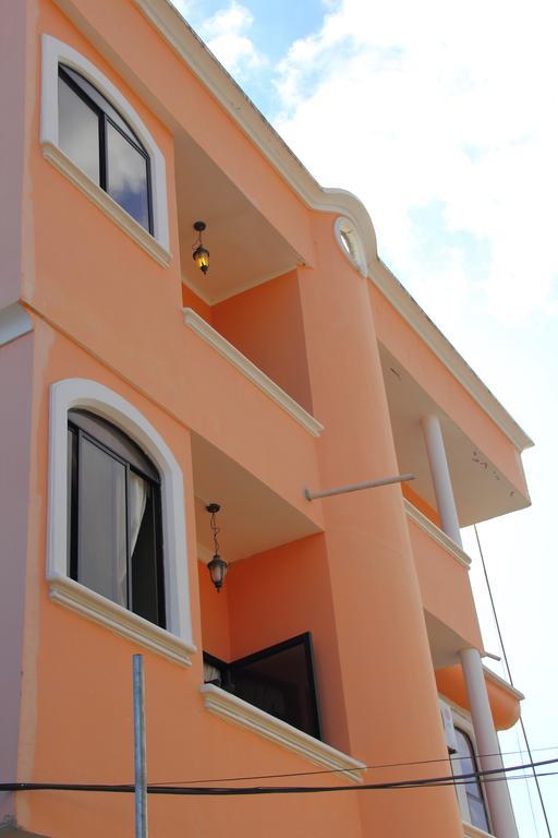 Hostal Duncan Puerto Ayora  Bagian luar foto