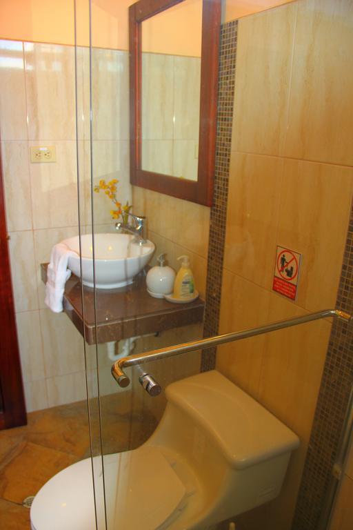Hostal Duncan Puerto Ayora  Bagian luar foto