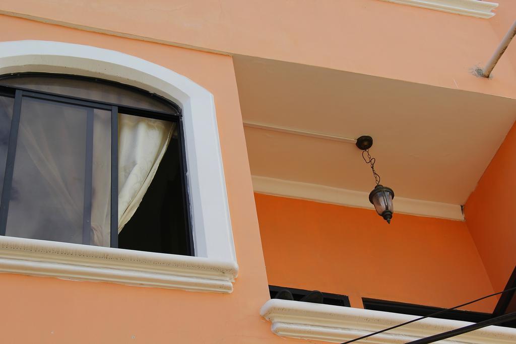Hostal Duncan Puerto Ayora  Bagian luar foto